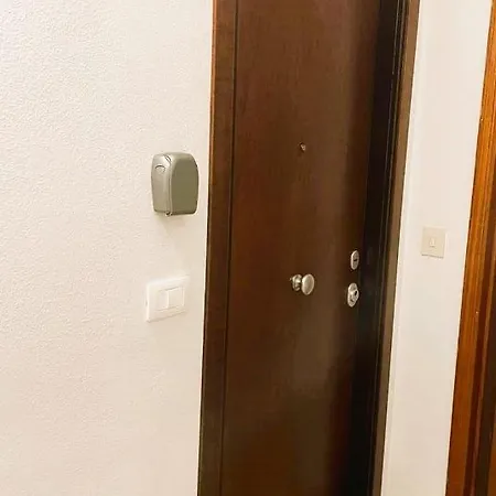 Apartment La Via Di Mezzo